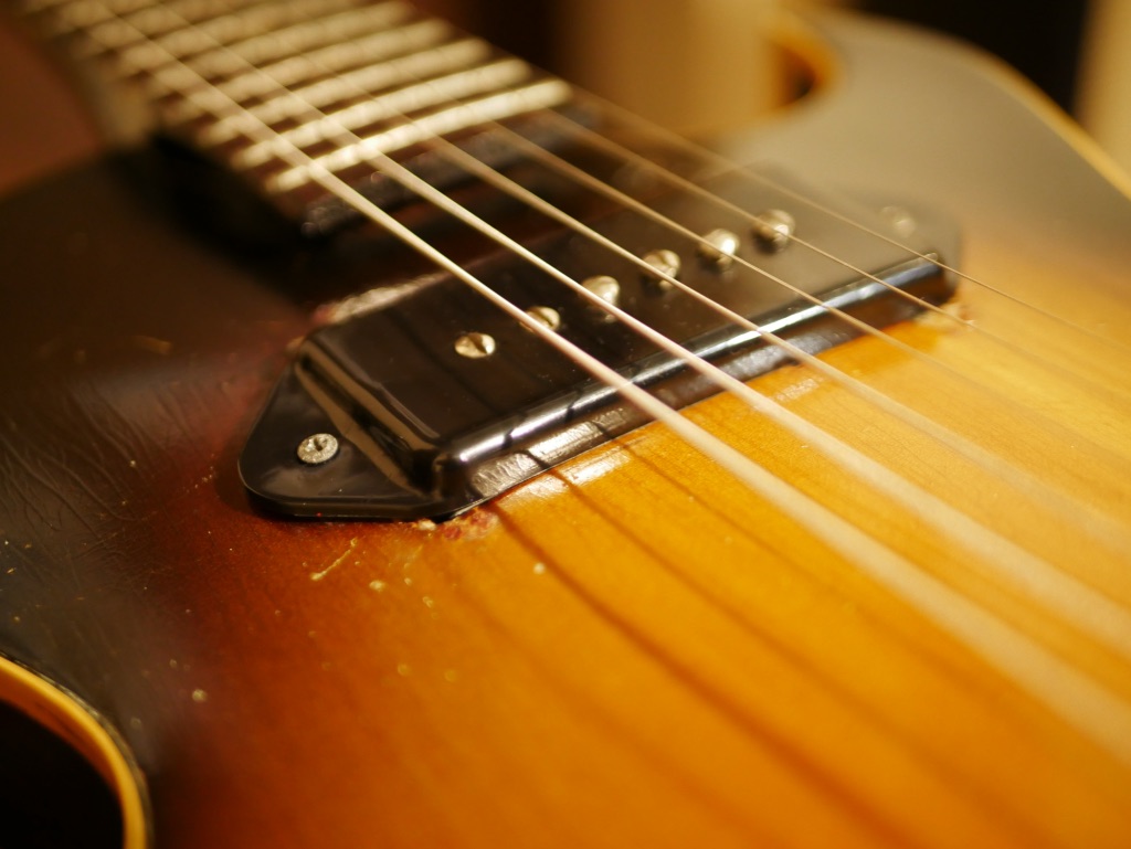 愛機紹介】ヴィンテージギター・56' Gibson ES-140T | Guitarist 今堀